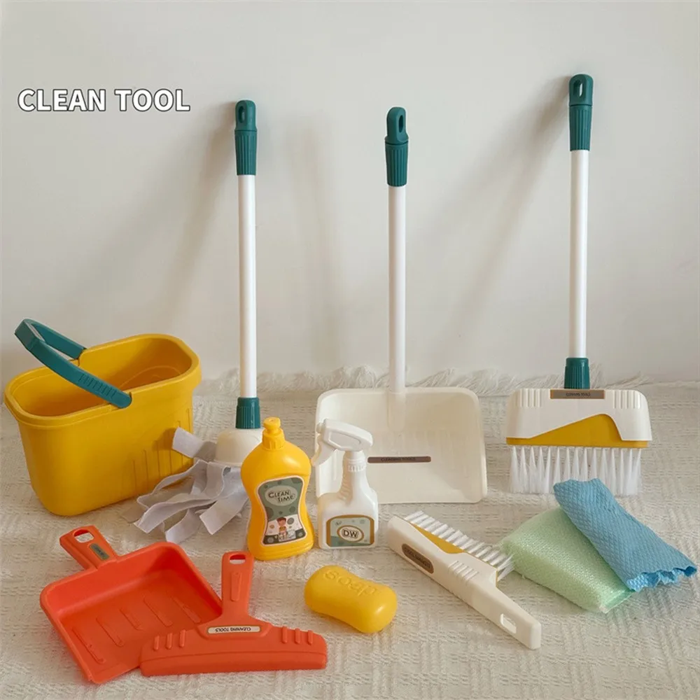 Kids Outdoor Broom - 12 Buah/Set Set Pembersih Anak Kit