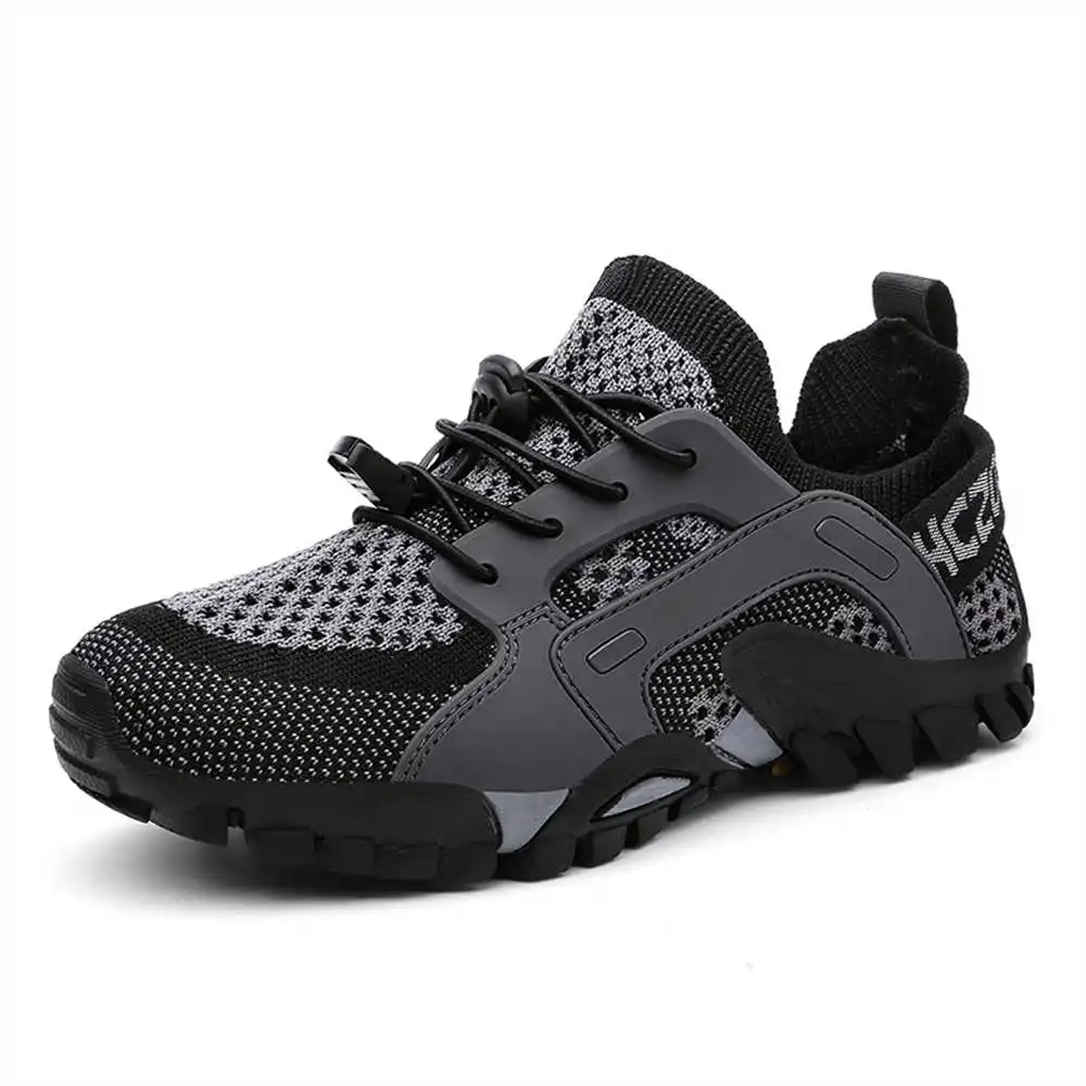 Sepatu olahraga pria, ukuran 4 - Kids Outdoor Lounge ulasan dan harga